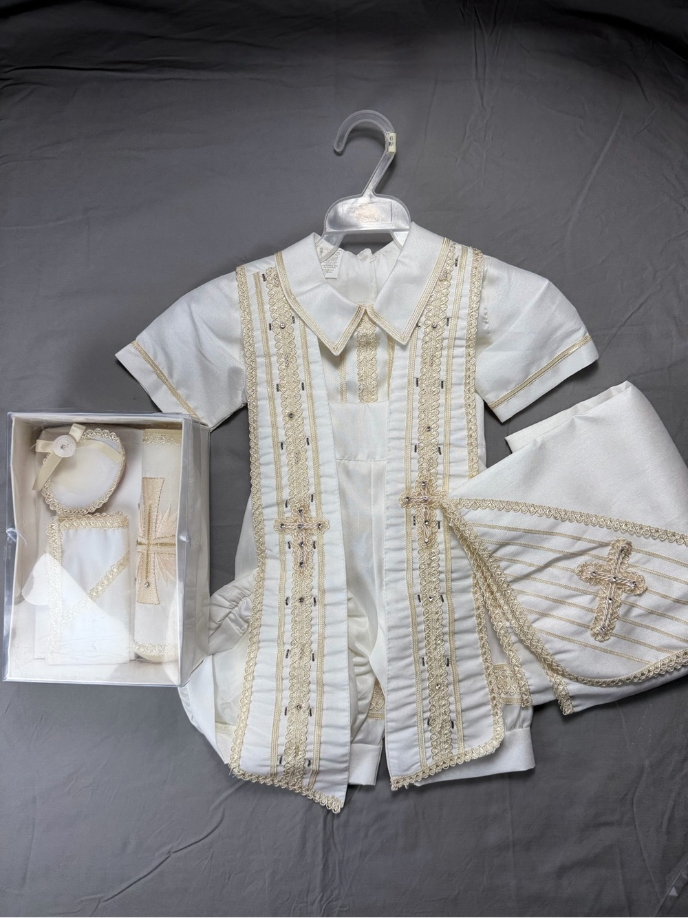 Vintage boys' baptism outfit made in Mexico, with a complete inclusion